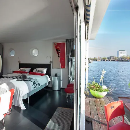 Modern Houseboat In With Terrace Ботель